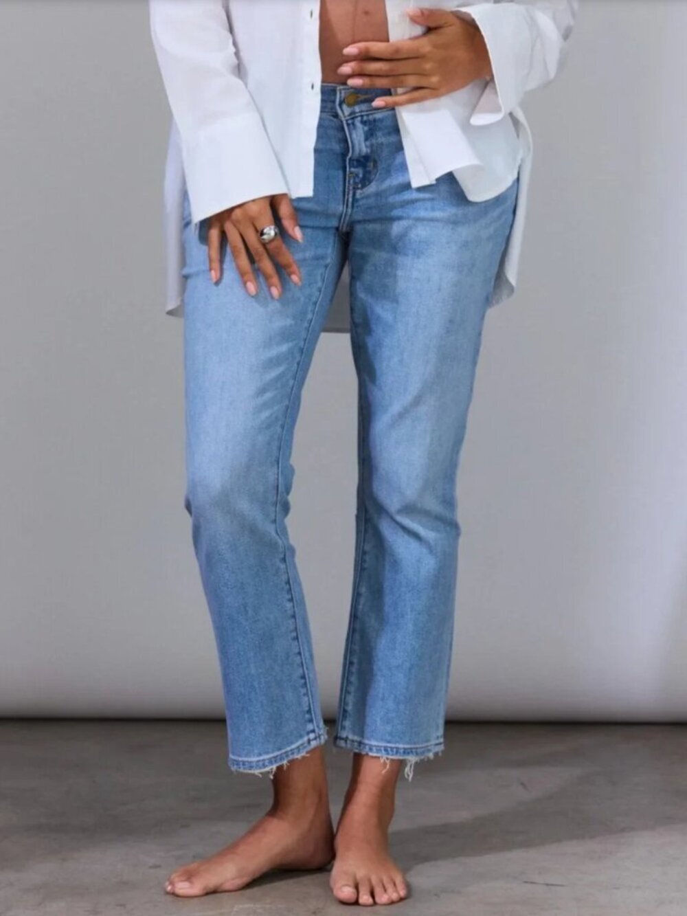 🌟 HATCH🌟 STRAIGHT LEG COTTON STRETCH MATERNITY CROP JEANS LIGHT WASH SZ 30